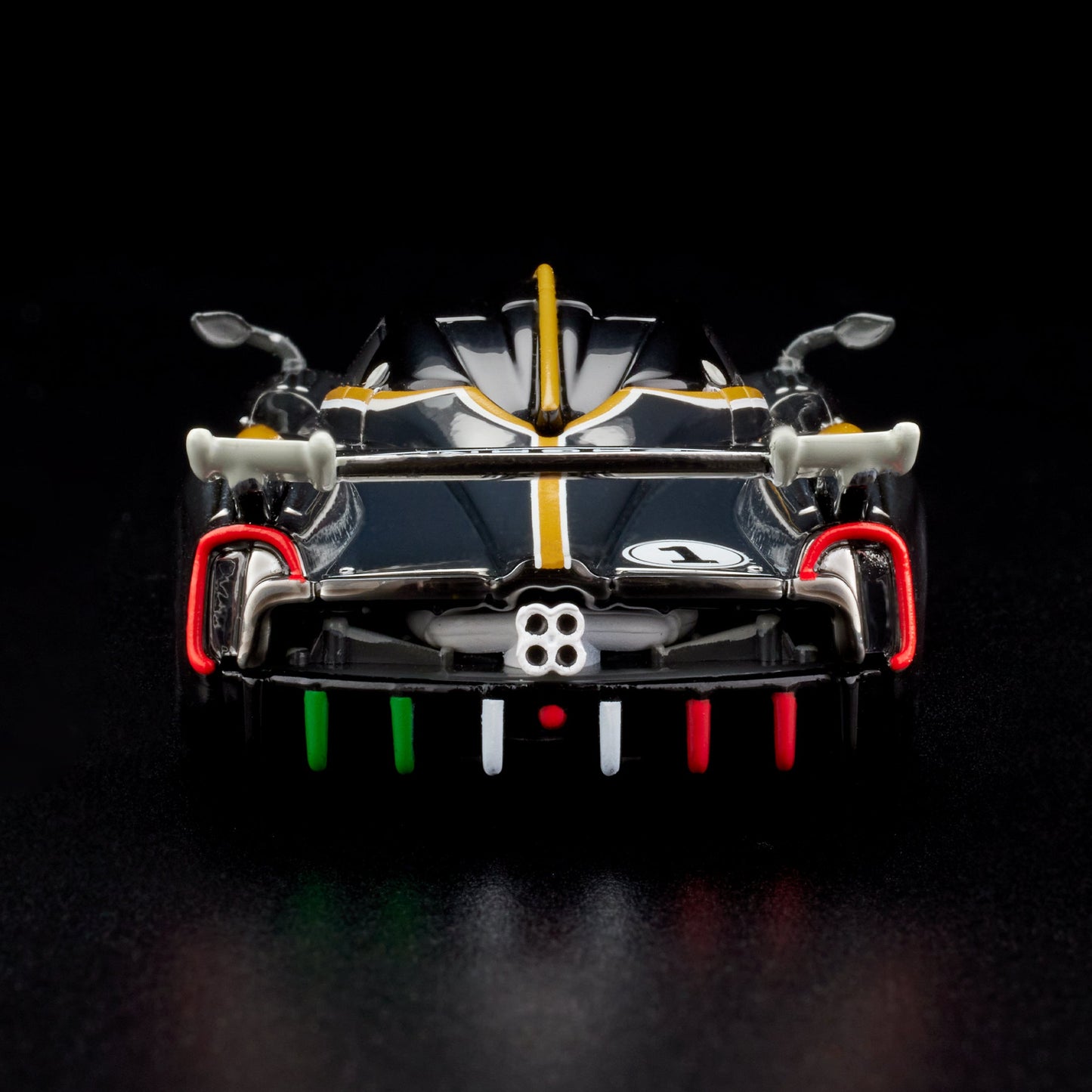 RLC Exclusive '21 Pagani Huayra R