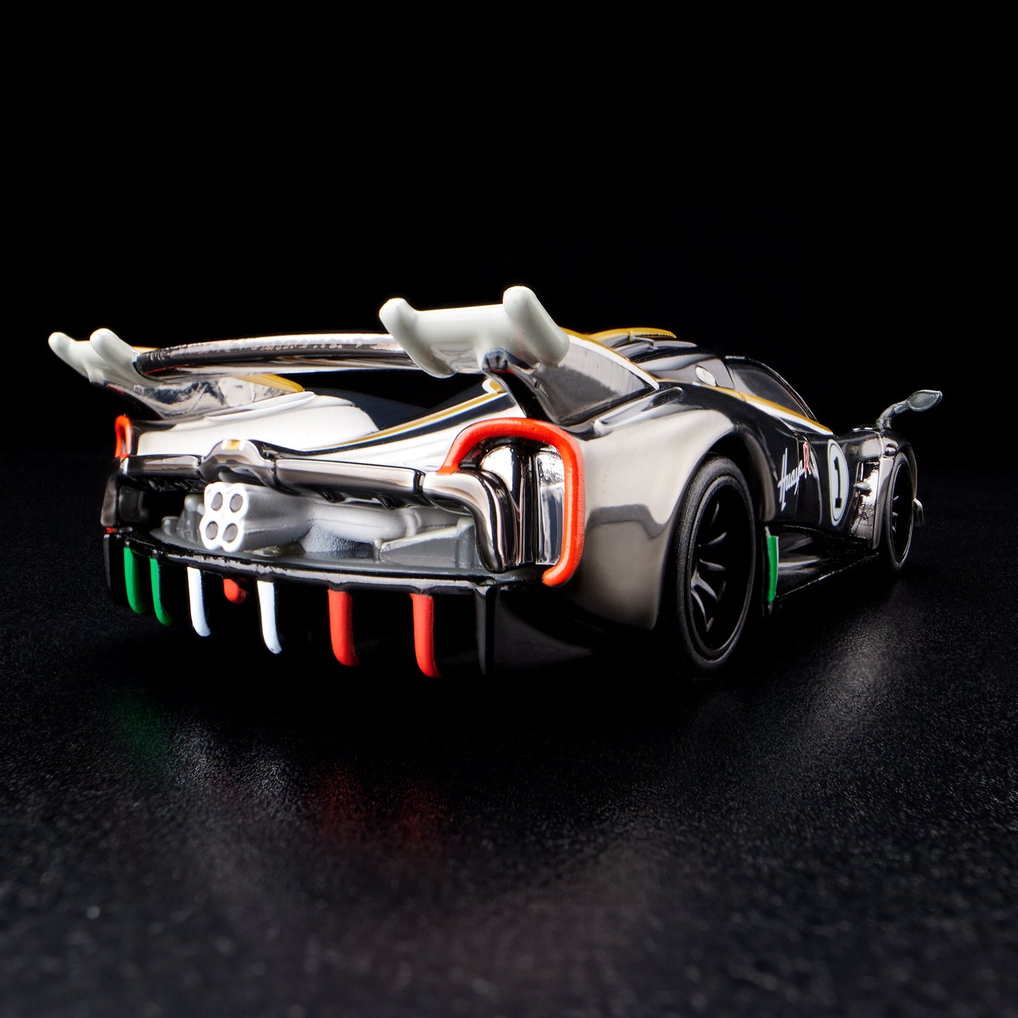 RLC Exclusive '21 Pagani Huayra R