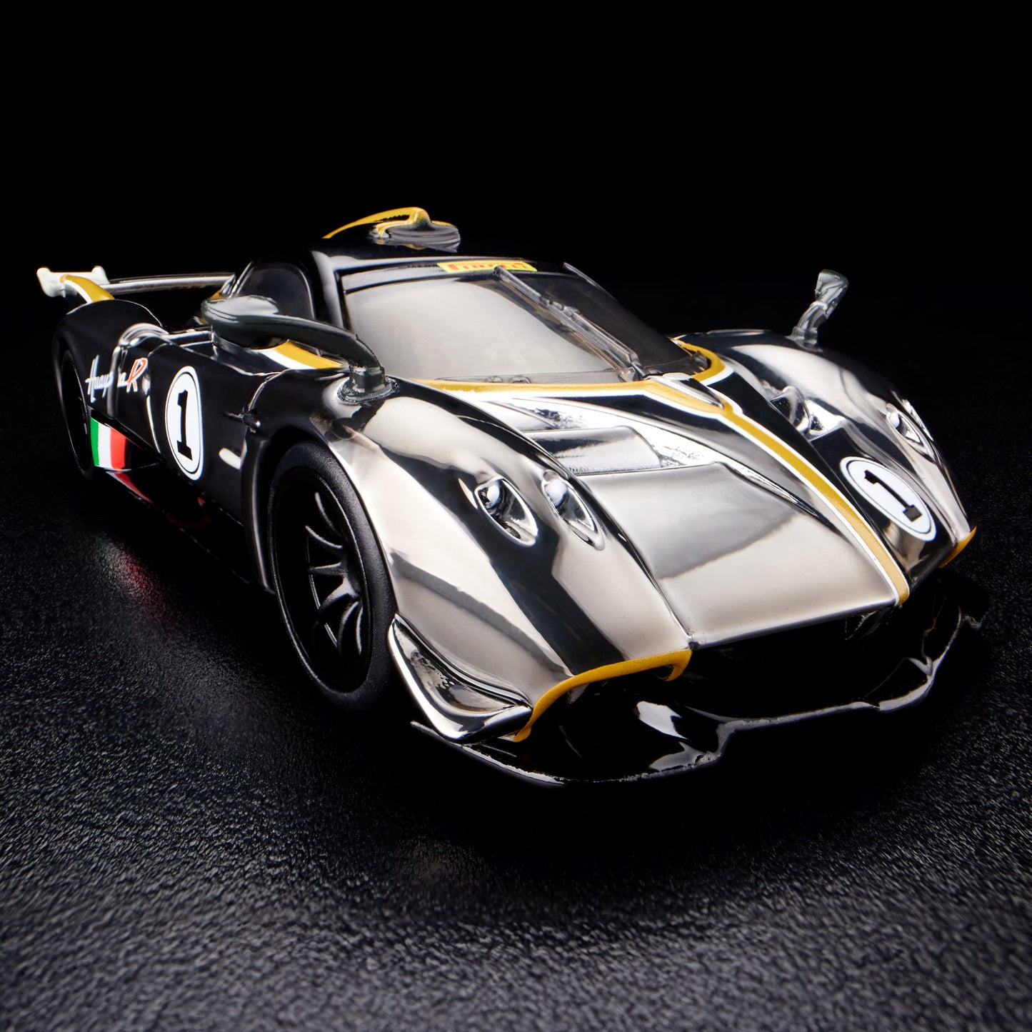 RLC Exclusive '21 Pagani Huayra R