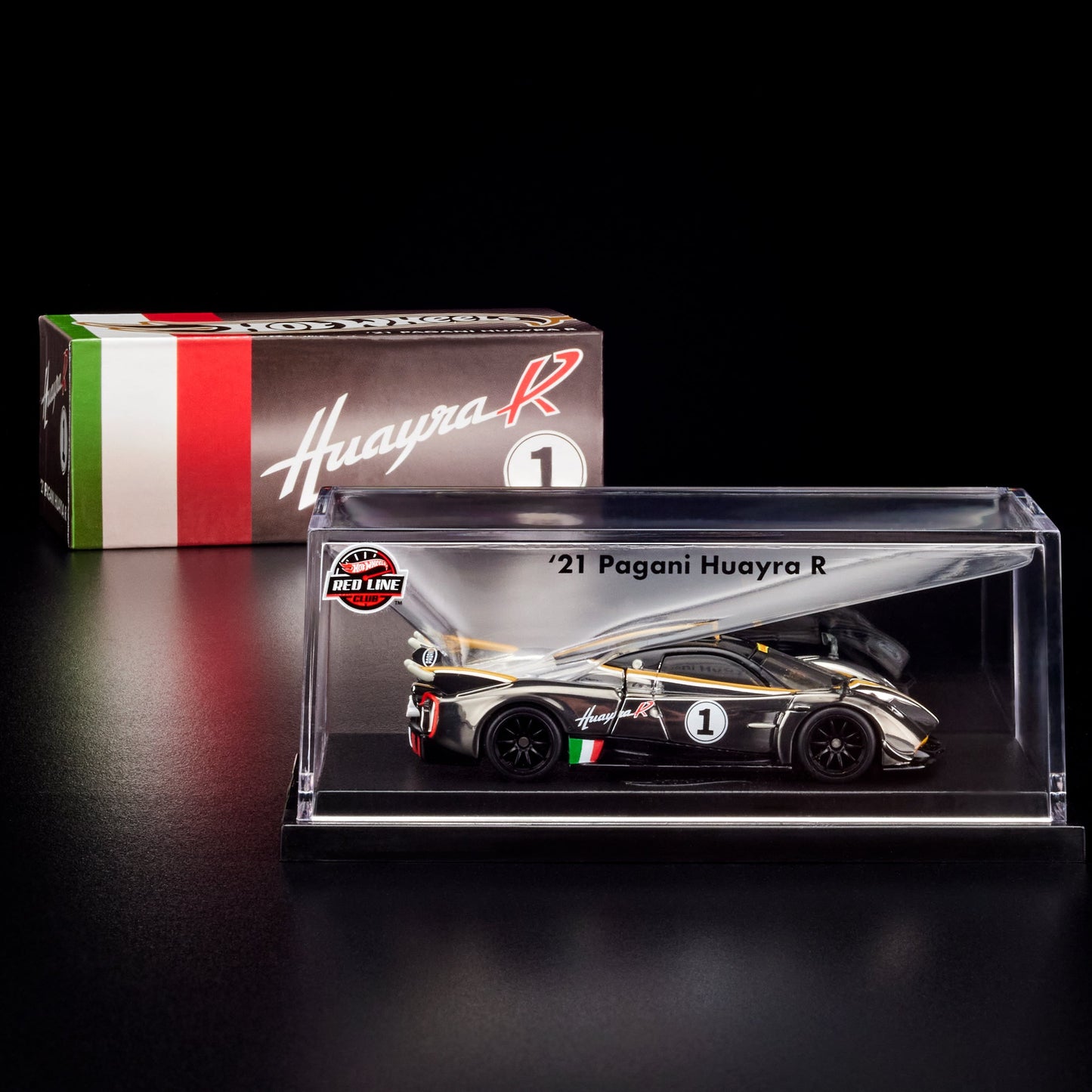 RLC Exclusive '21 Pagani Huayra R