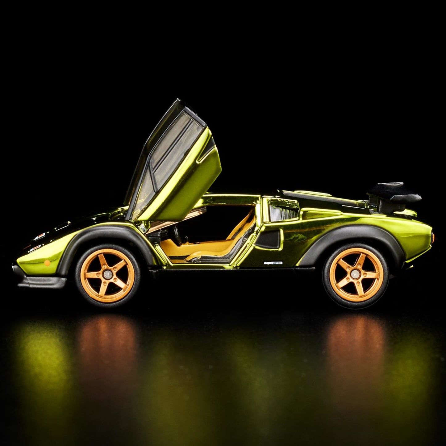 RLC EXCLUSIVE '82 LAMBORGHINI COUNTACH LP 500 S