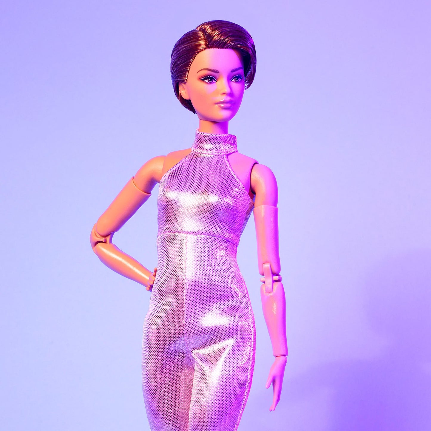 Barbie Looks Doll #22 (Petite. Short Auburn Hair)